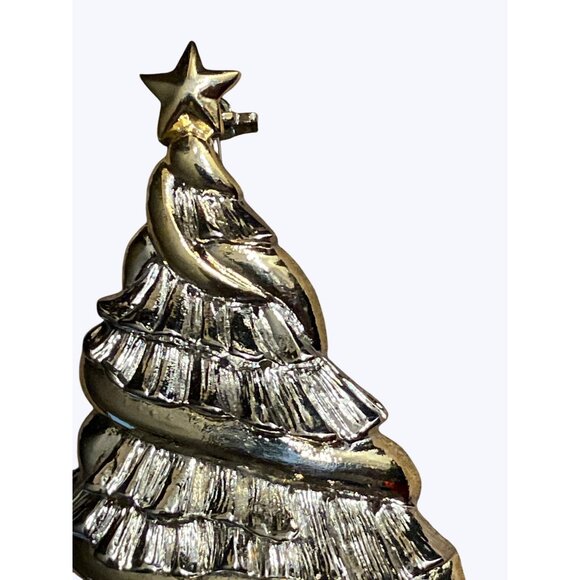 Christmas Tree Brooch Pin With Star Accent Vintage Holiday Jewelry - Picture 2 of 7